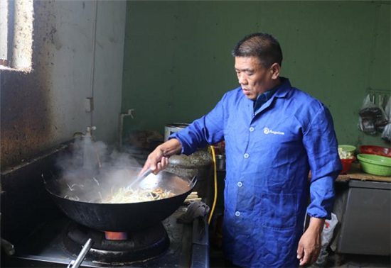 太康县李华峰：建联养点照顾村居老人，让子女安心在外务工