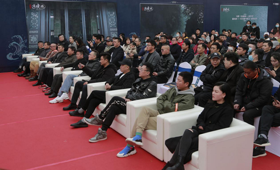 电影《迷魂镇》上线仪式暨电影《一冬无雪天藏玉》项目启动仪式在郑举行